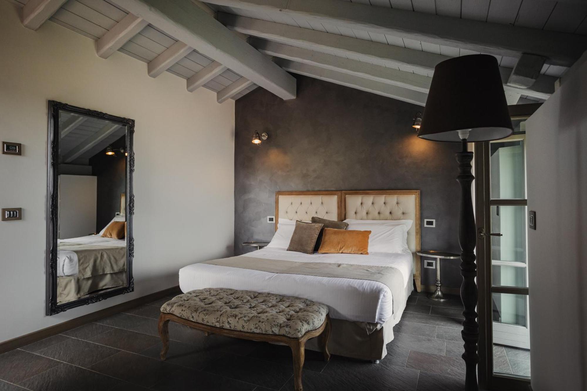Agriturismo Treterre 피아넬로 델 라리오 외부 사진