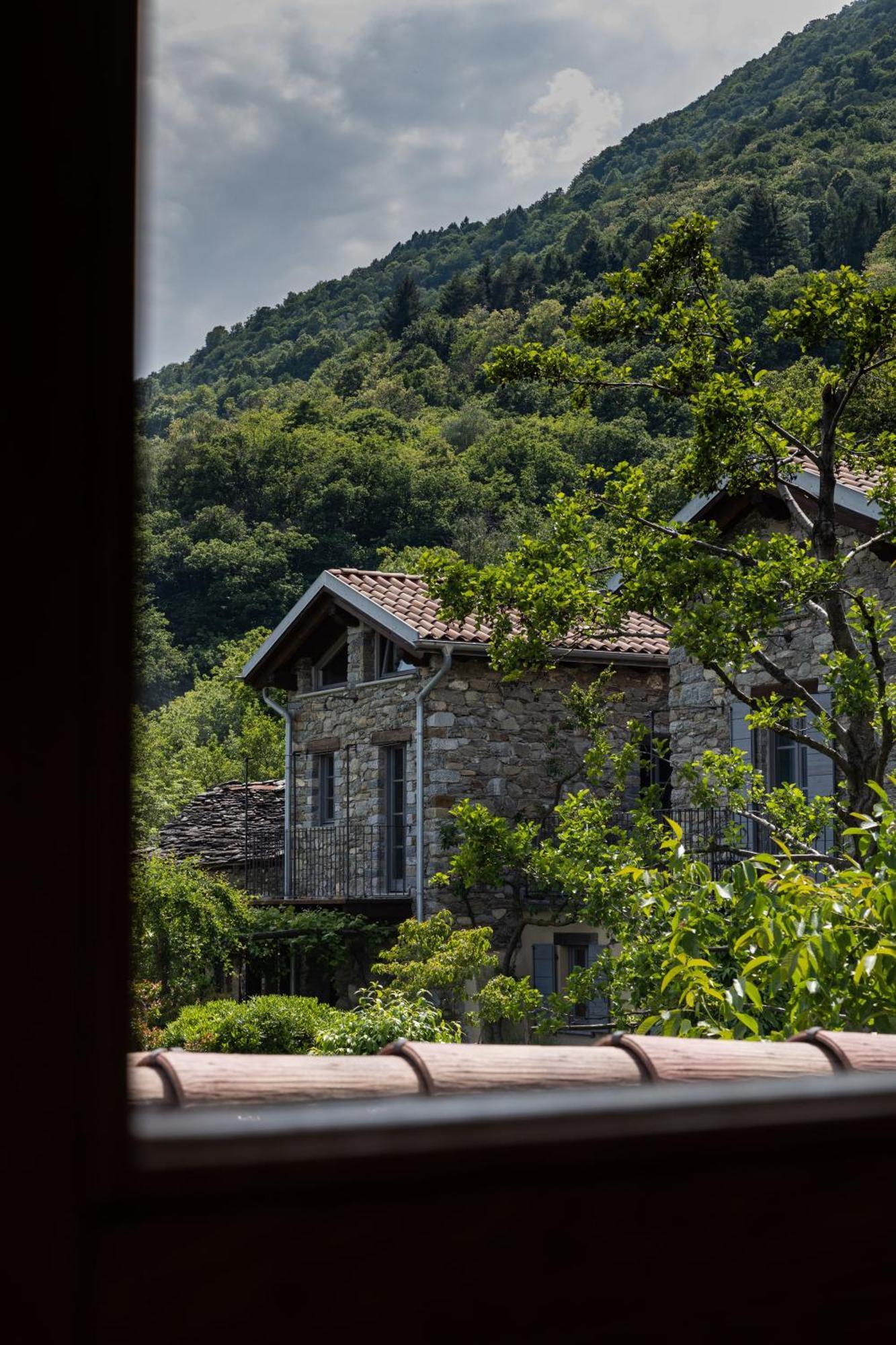 Agriturismo Treterre 피아넬로 델 라리오 외부 사진