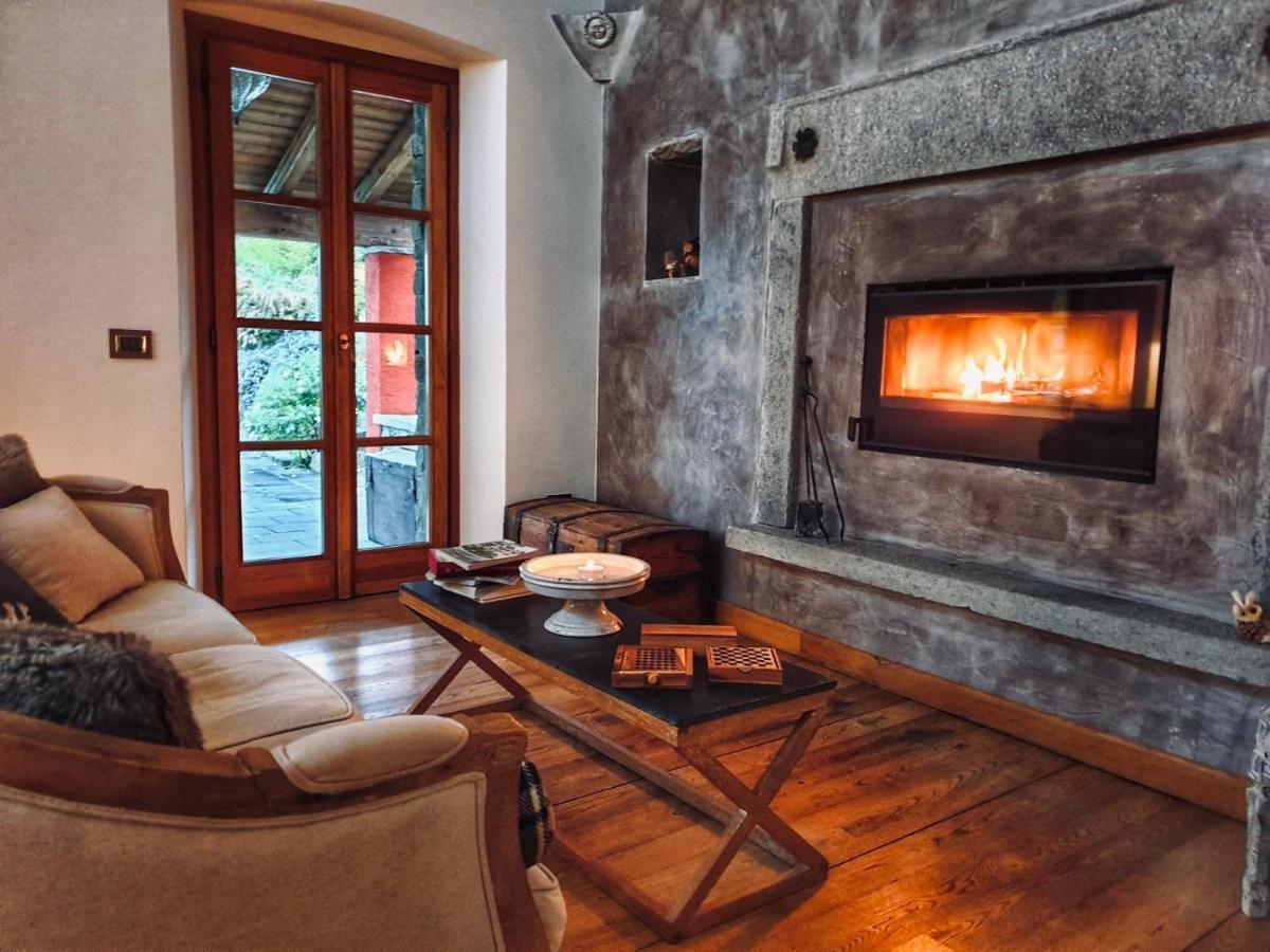 Agriturismo Treterre 피아넬로 델 라리오 외부 사진